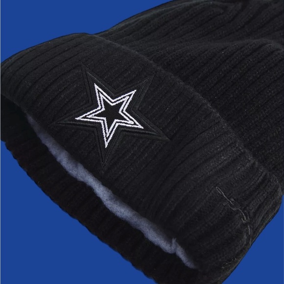 Pro‎ Standard NFL Dallas Cowboys Paint The City Winter Cuffed Black Beanie OSFM - Picture 2 of 2